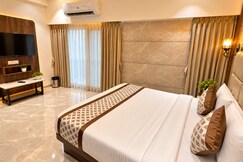 Hotel Shree Arka Residency Airoli, Panvel