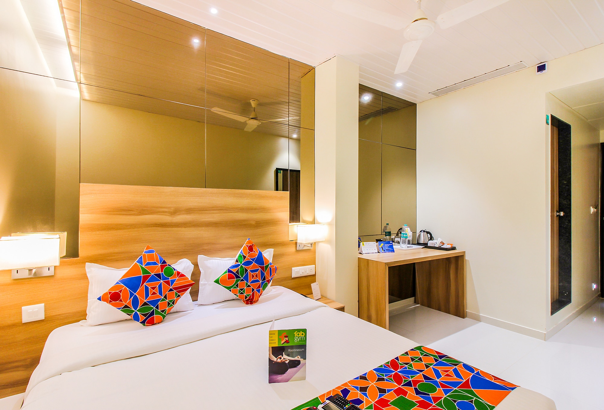 FabHotel RK International - Nr. Mumbai International Airport - Tap to explore photos