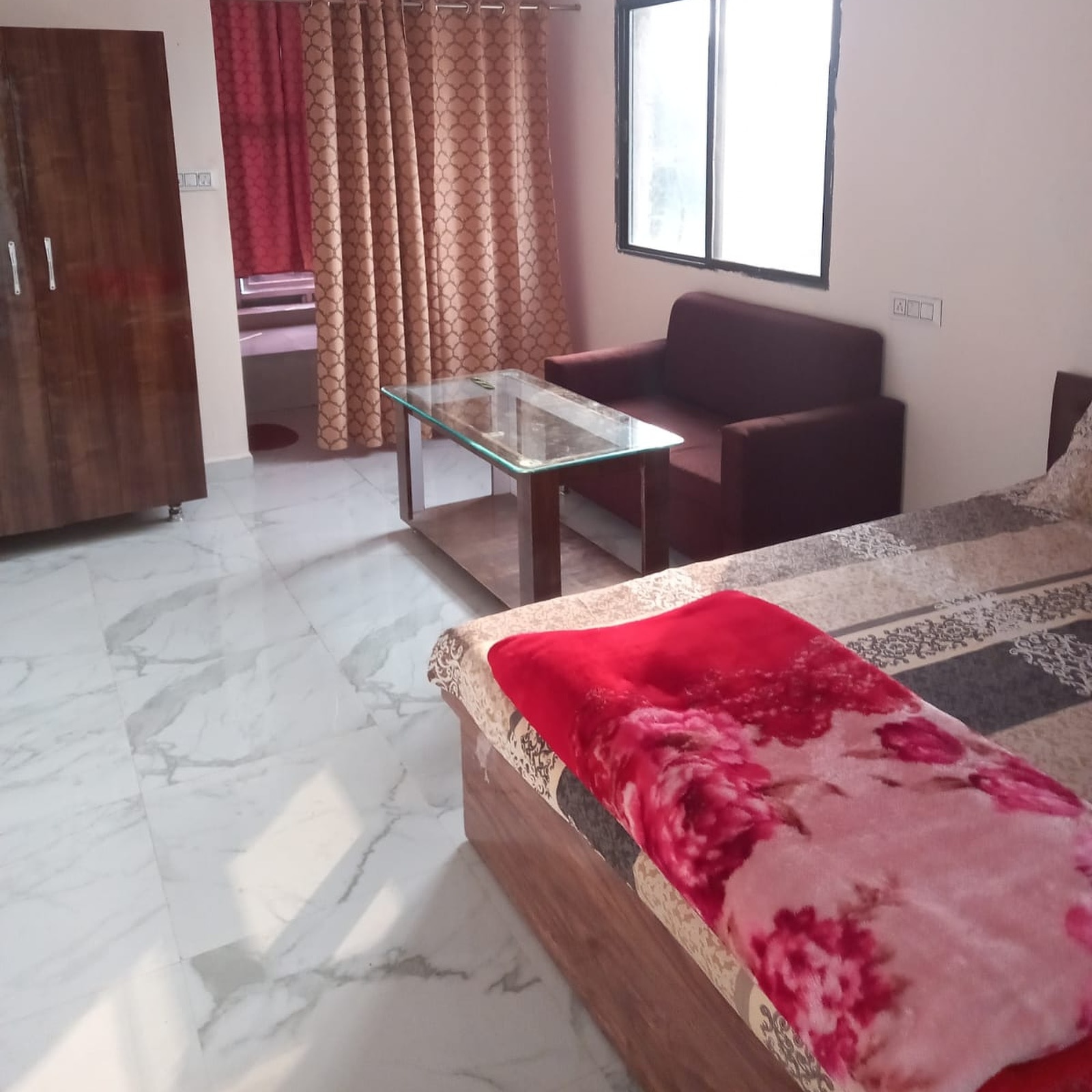 Hotel Abhilasha Palace - Tap to explore photos