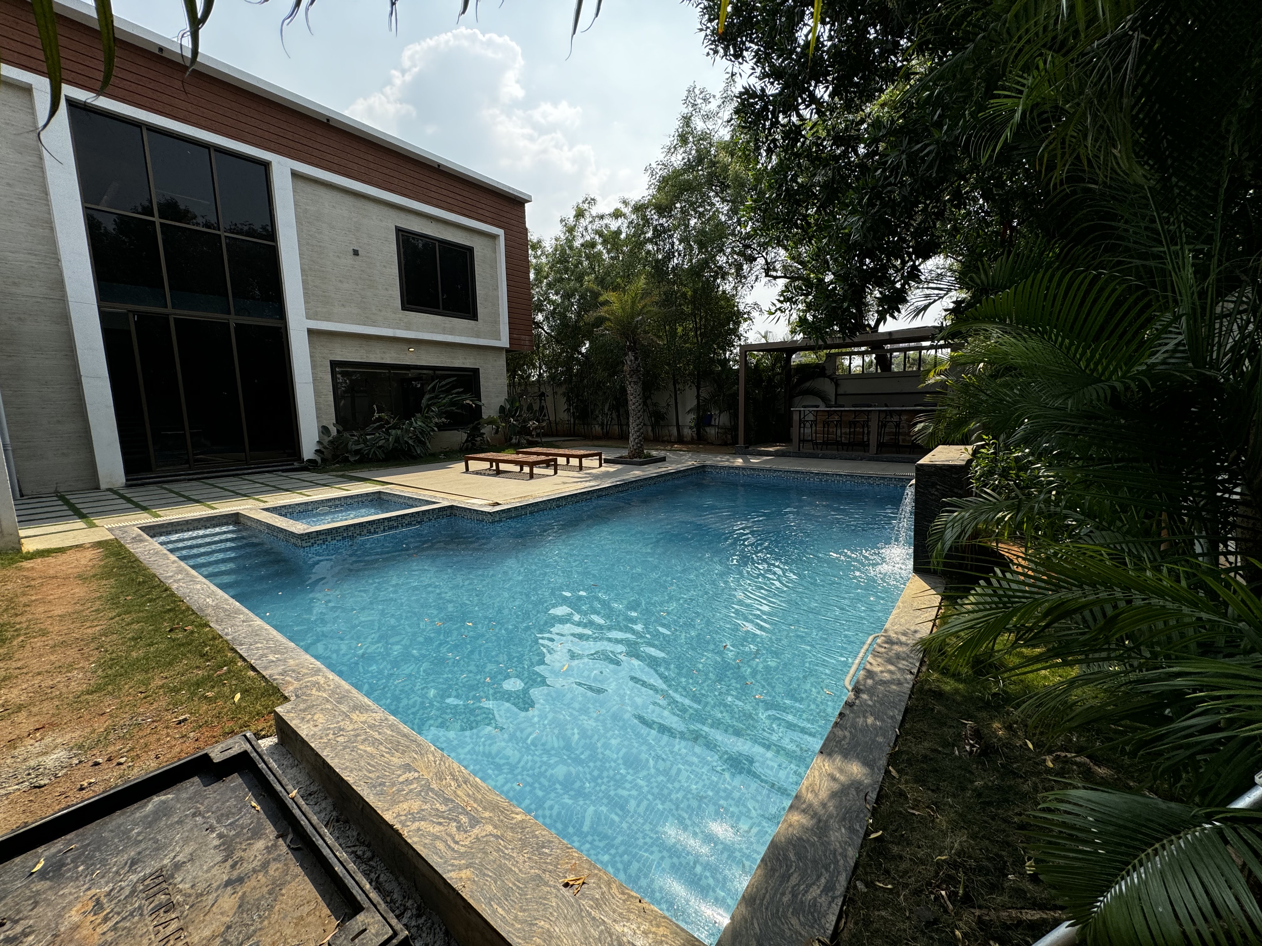 Emerald Villa- Private pool Hyderabad by Homeyhuts - Tap to explore photos