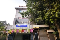 FabHotel Mannat Shalimar Bagh, Delhi