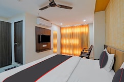 Collection O Alpha One, Ahmedabad