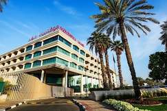  Movenpick Grand Al Bustan, Dubai