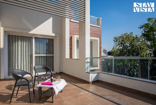 StayVista at Rootanian