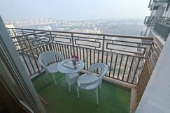 Hotel blue elaan, Greater Noida