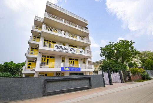 FabHotel The White Pepper