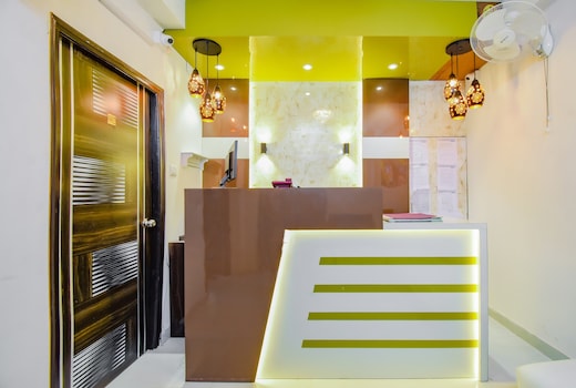 Hotel O Royal Palace