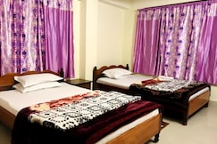 The Dhungans, Phadamchen