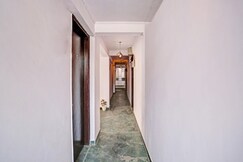 Super Hotel O Premium Rooms, Delhi