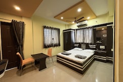 SHOURYA HOTEL AND LODGING, Pune