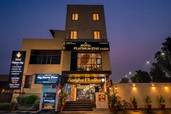 Hotel Platinum Stay InHouse Sanjha Chulha Restaurant, Amritsar