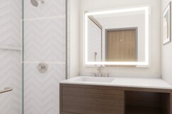 CORPUS CHRISTI ARPT & CONF CTR, Bee