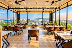 Hotel Glorious Grand, Varanasi