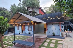 DewDrops Pool Villa, Panthalur