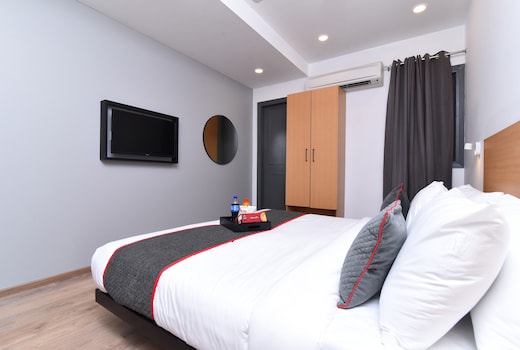 Townhouse Rudra Inn Near Chhatarpur Metro Station