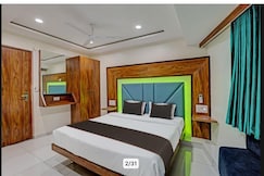 Hotel Royal Bird, Anand
