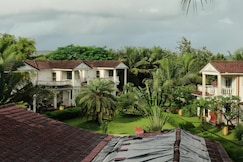 luxurious 2Bhk on Riverfront  9min Morjim Beach, Goa