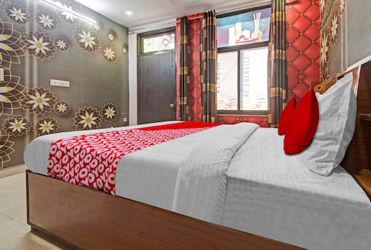 Hotel O Rawat Palace