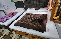 Triple Bed
