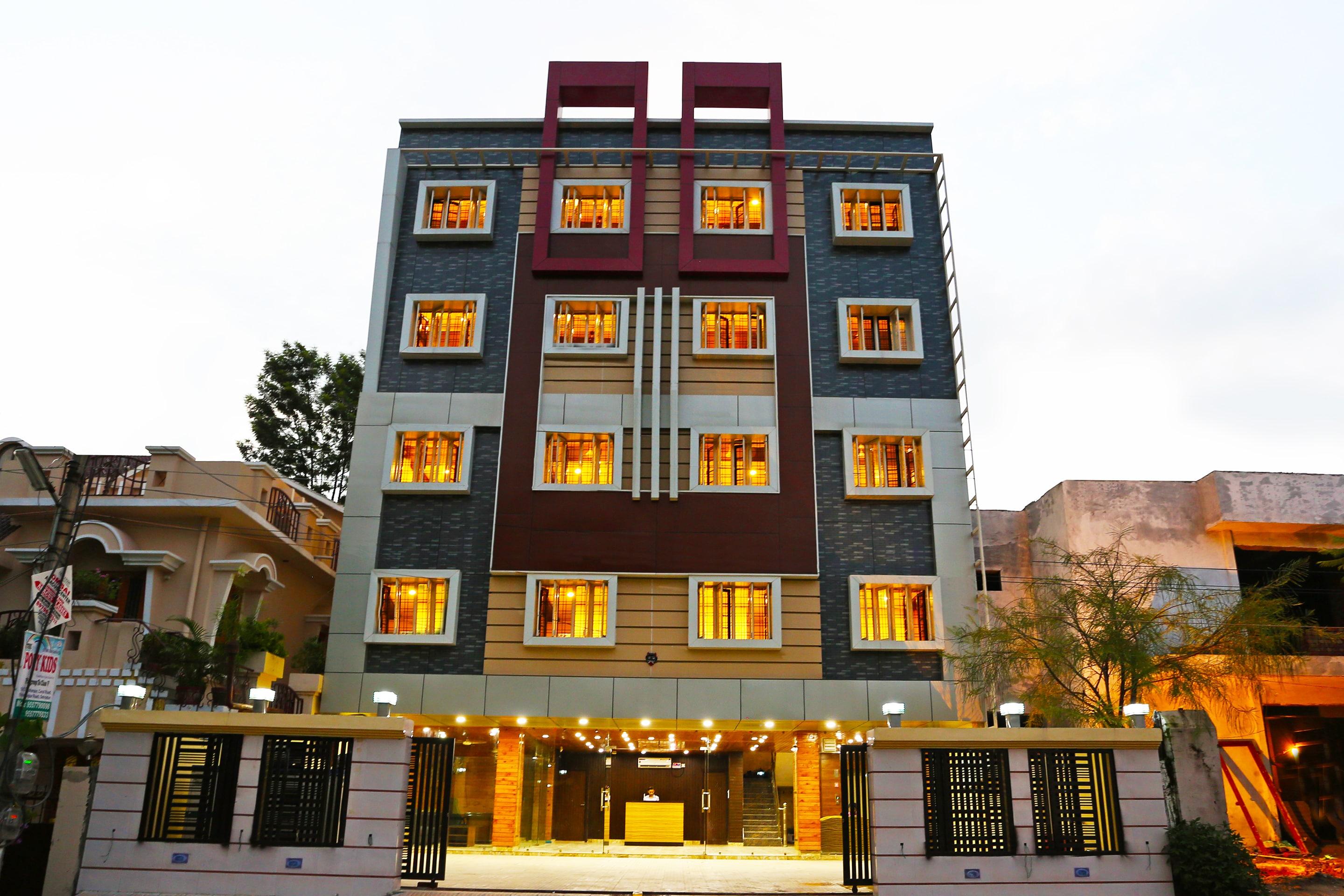 Four Points Sheraton Dehradun INR 1815 OFF   9  3  7  5   Deal