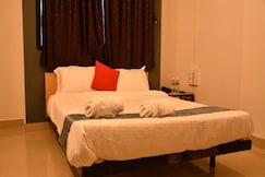 Hotel Green Leaves, Pune