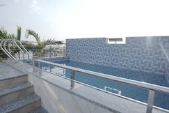 Hotel Aana Inn Prime | Rooftop Pool, Jaipur