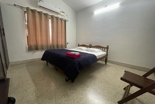 Summer House Dsilva Budget AC Room