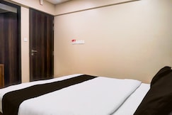 Super Townhouse Oak Viman Nagar Formerly Kuber Inn, Pune