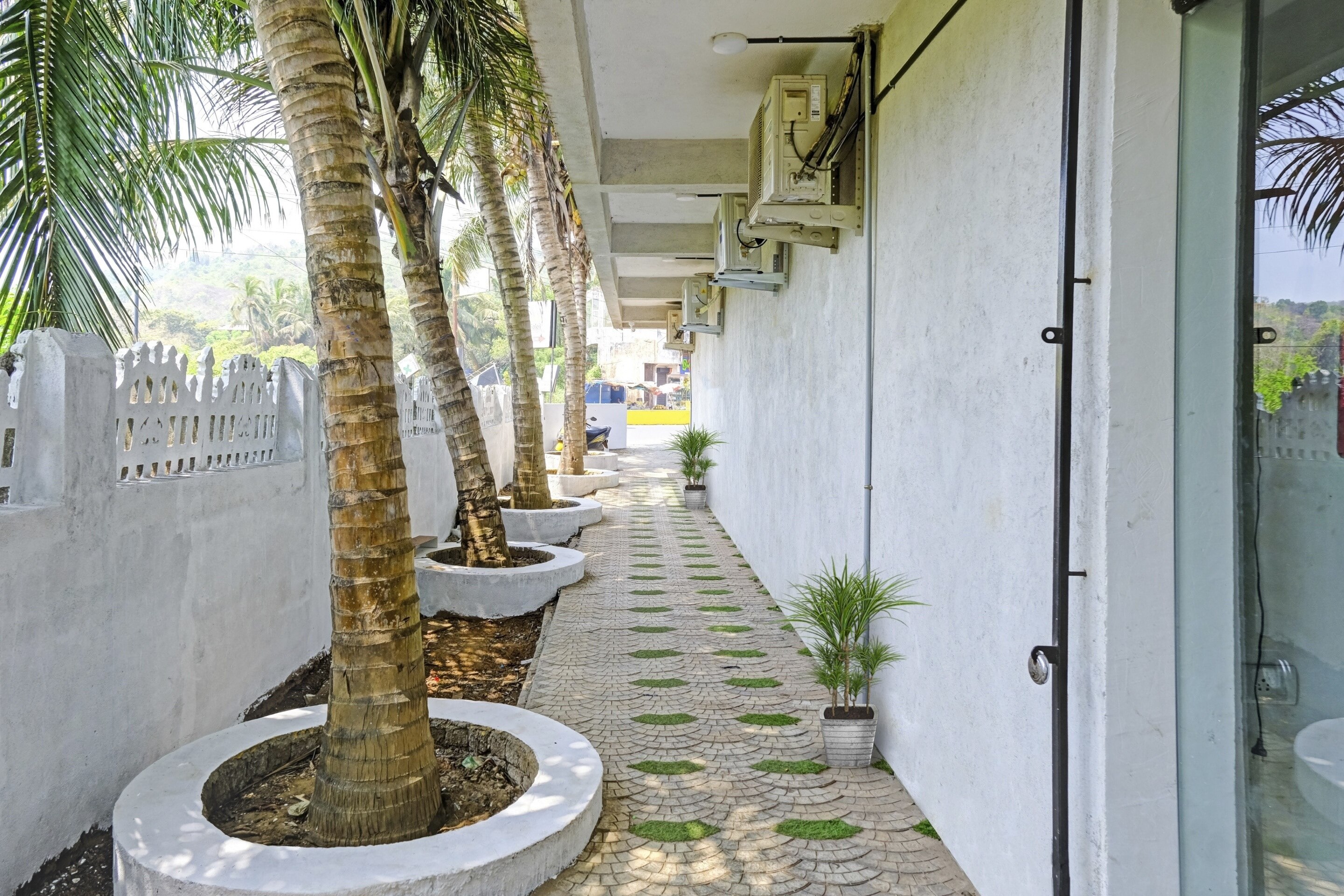 Hotel O Soleil Rooms and Suites By Di Hospitality - Tap to explore photos