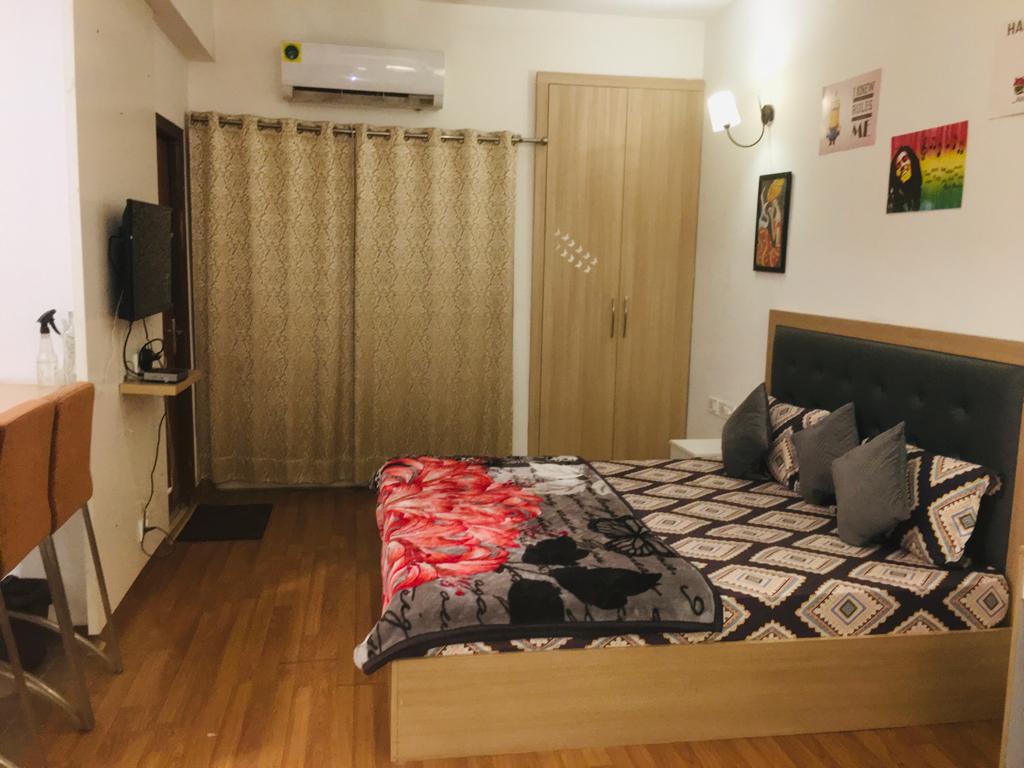 Elite homez by Jaskaran (Full Freedom Apartment) - Tap to explore photos