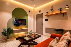 Cozy 1BHK for couples and friends, Indore