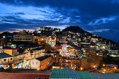 Hotel Park Picture Palace (30 meters from Mall Road), Mussoorie, Mussoorie