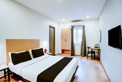Super Townhouse Ulsoor Near Halasuru Metro Station