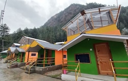 Swiss Family Cottage with Stargazing