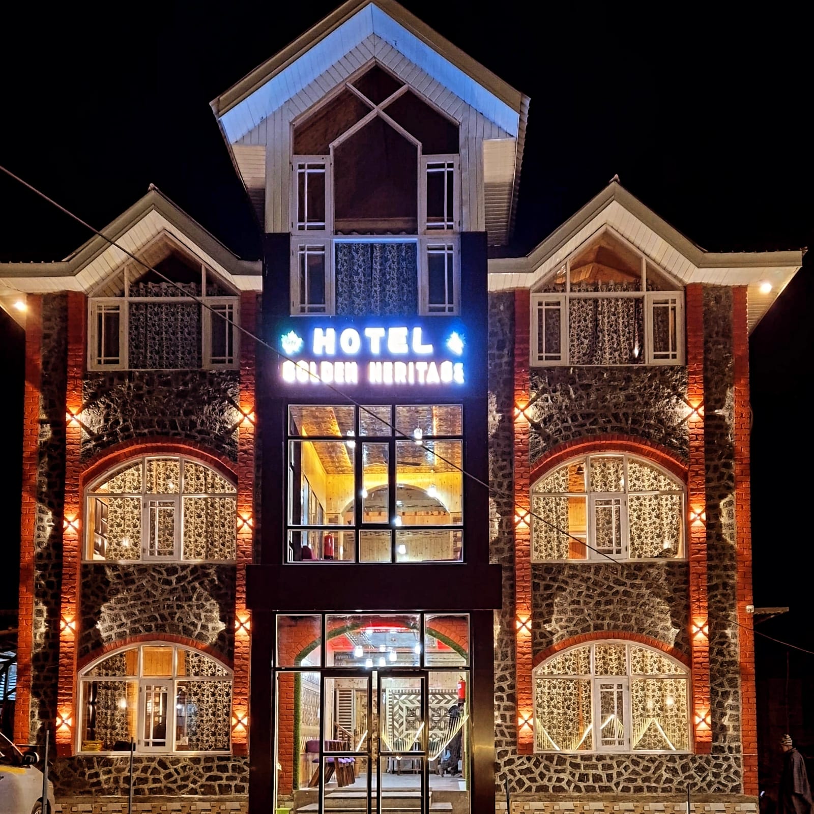 HOTEL GOLDEN HERITAGE - Tap to explore photos