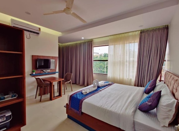 Royal Inn Lodge Dharwad - Tap to explore photos