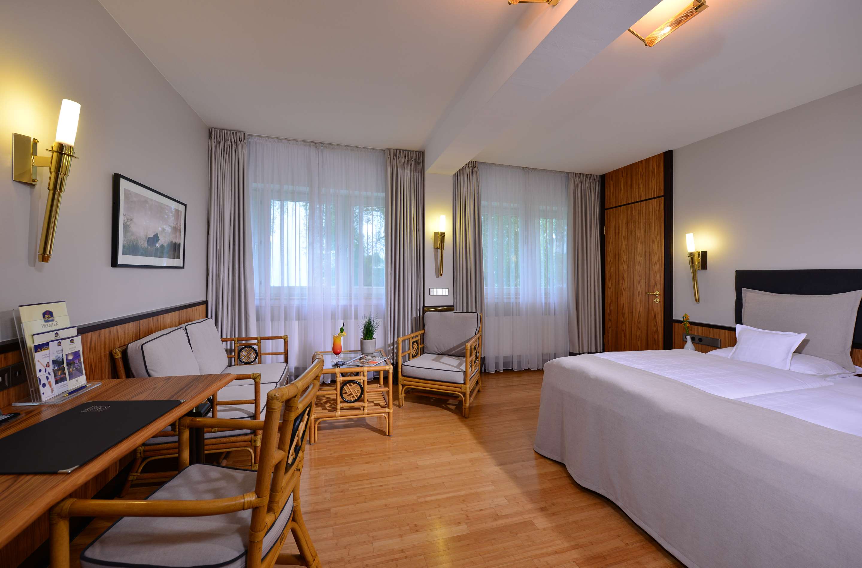 Best Western Premier Parkhotel Kronsberg - Tap to explore photos