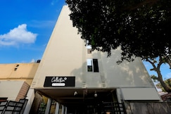 Townhouse Benz Circle MG Road, Vijaywada