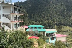 Panyali Farms   In The Middle of Nowhere, Mukteshwar