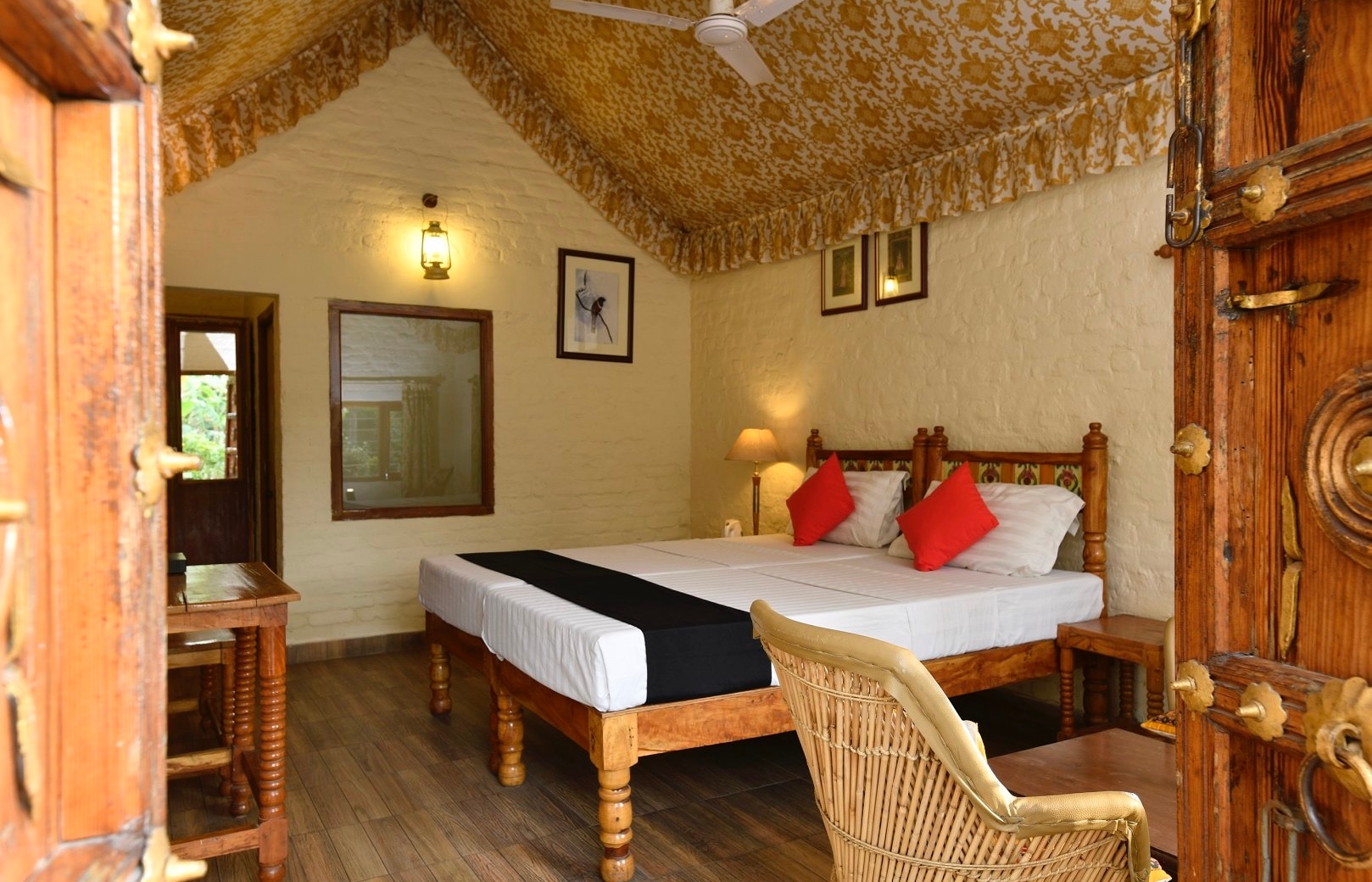 Hotel Sunbird | Rooms & Restaurant - Tap to explore photos
