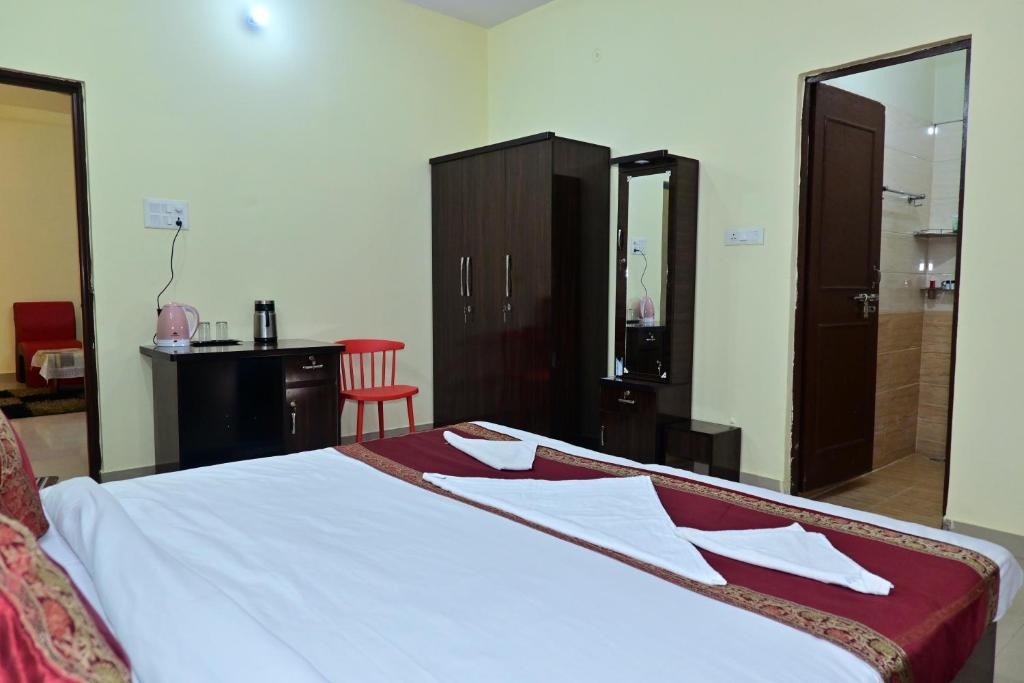Comfort Kashi | Entire 3BR Apartment - Tap to explore photos