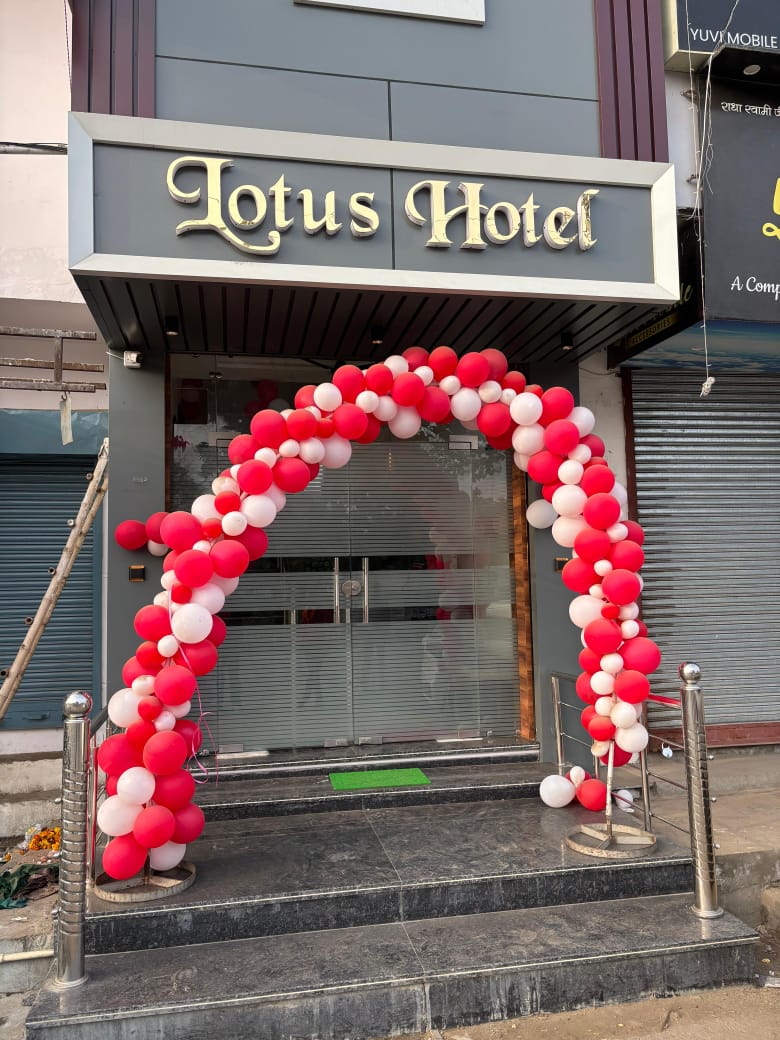 Lotus Hotel near Kurukshetra University - Tap to explore photos
