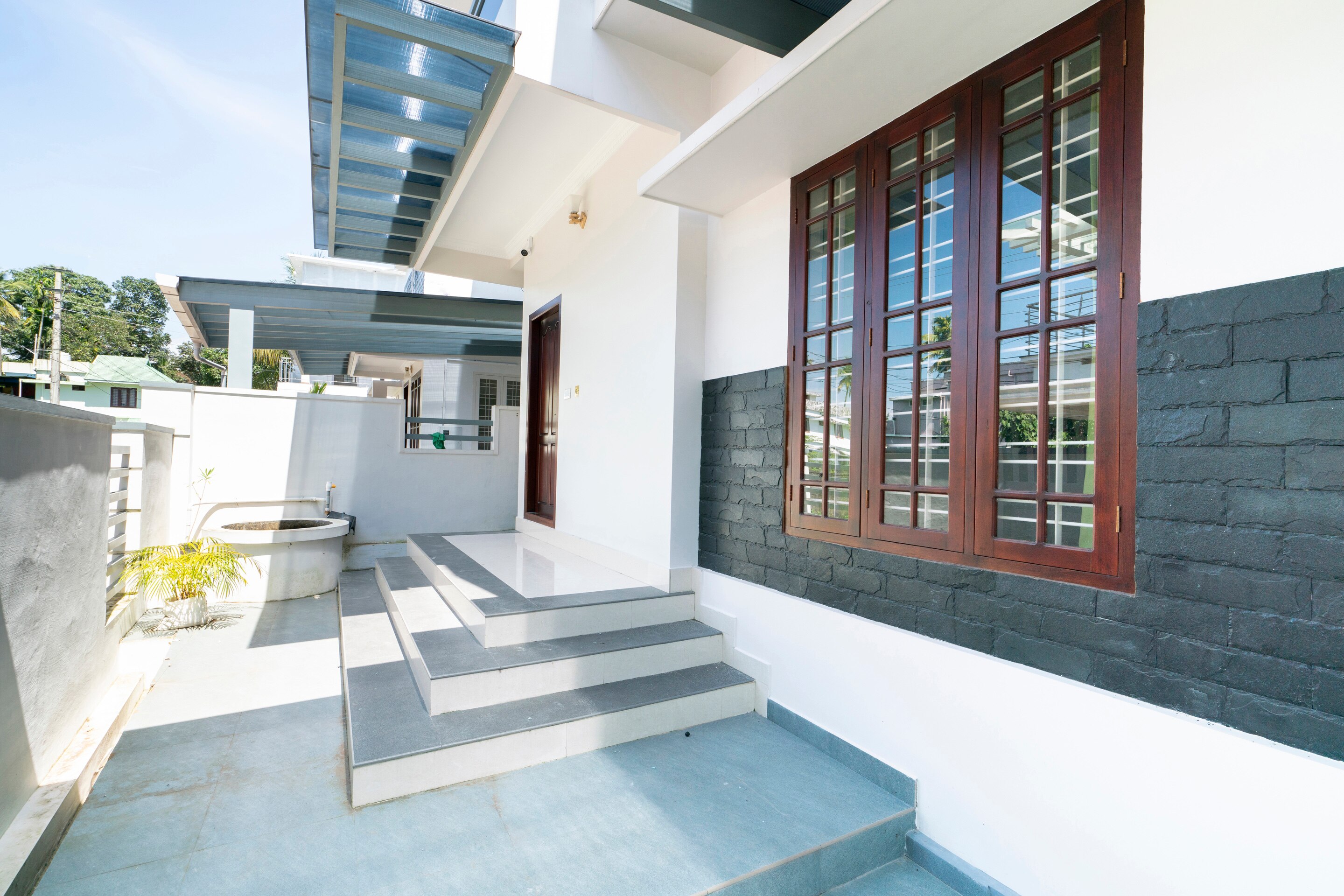 Oyo Home 60185 Greensky Edappally Cochin Homestay Price