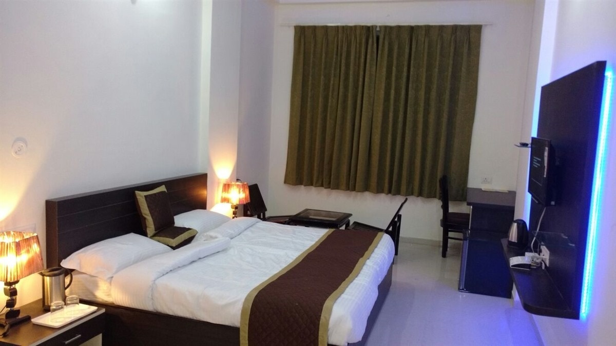Hotel Shivam - Tap to explore photos