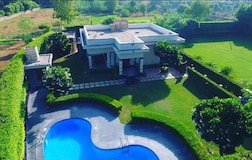 Swimming Pool 1