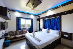 Coastal Comfort: Home Away From Home 500M From New Marine Drive Beach, Puri