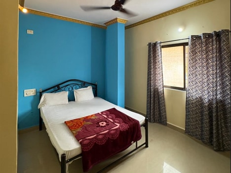 Sai Palace | Rooms & Caretaker