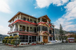 Sapphire Inn Near Kainchi Dham, Bhimtal