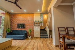 Swarnim Vana | 8BR Estate, Naukuchiatal