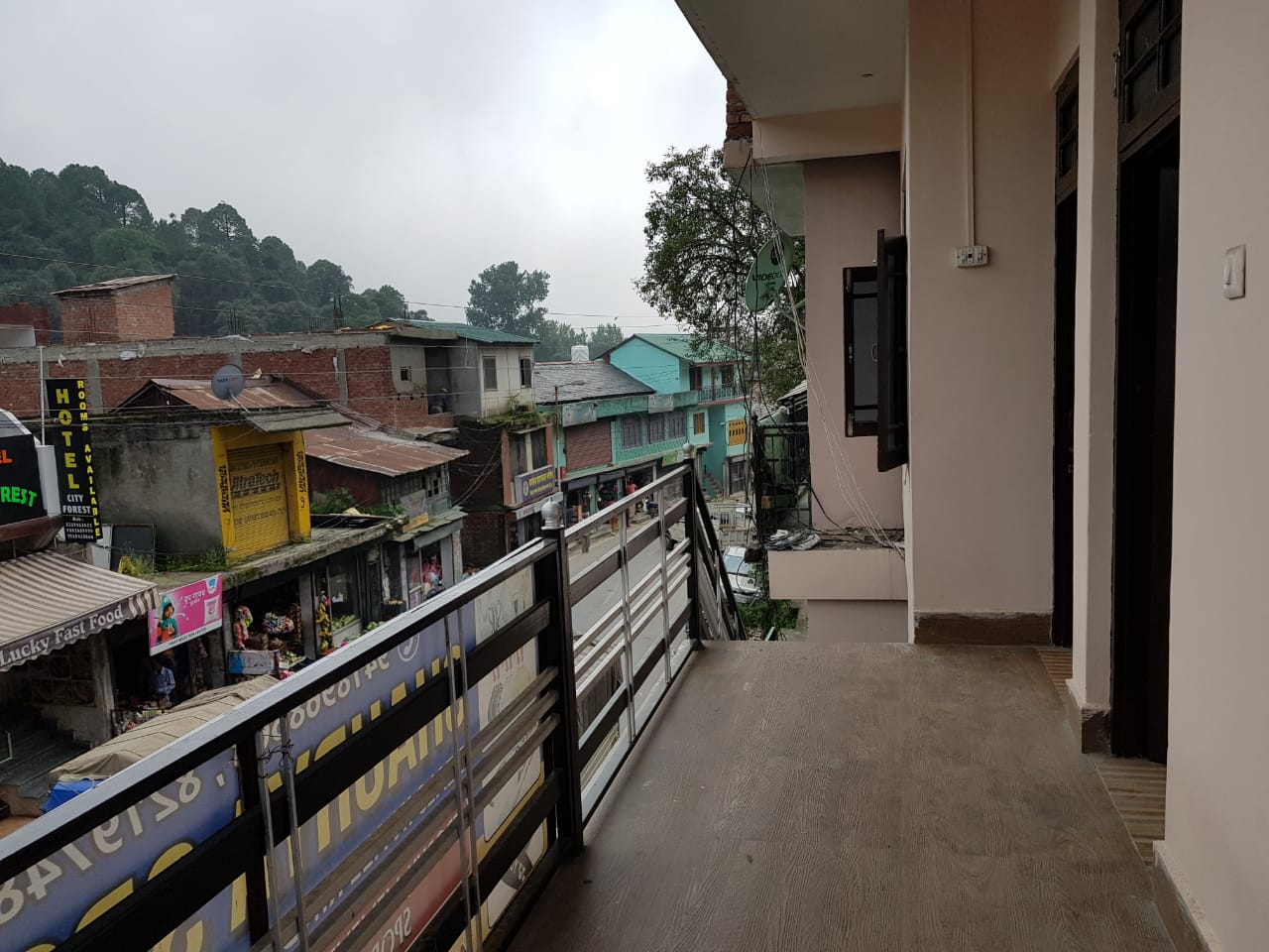 Nirmal Rattan Guest House  - Tap to explore photos